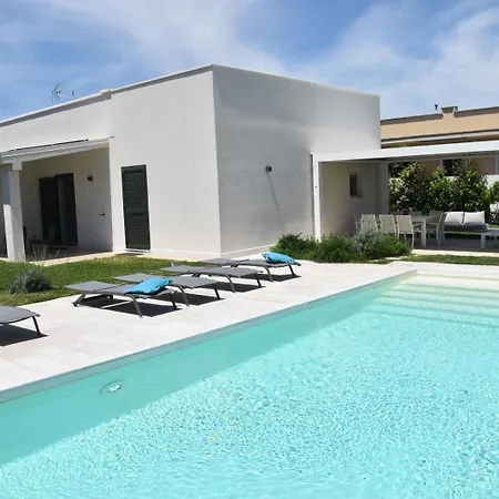 Willa Casa Del Sol Luxury Estate Puglia *